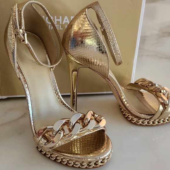 Michael Kors Size 5 Gold Heels. Sexiest Shoes Ever! New In Box! Gold Chain. - Picture 1 of 16